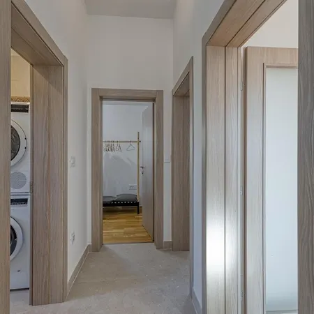 Leroy Апартаменты