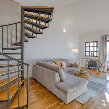 Leroy Апартаменты